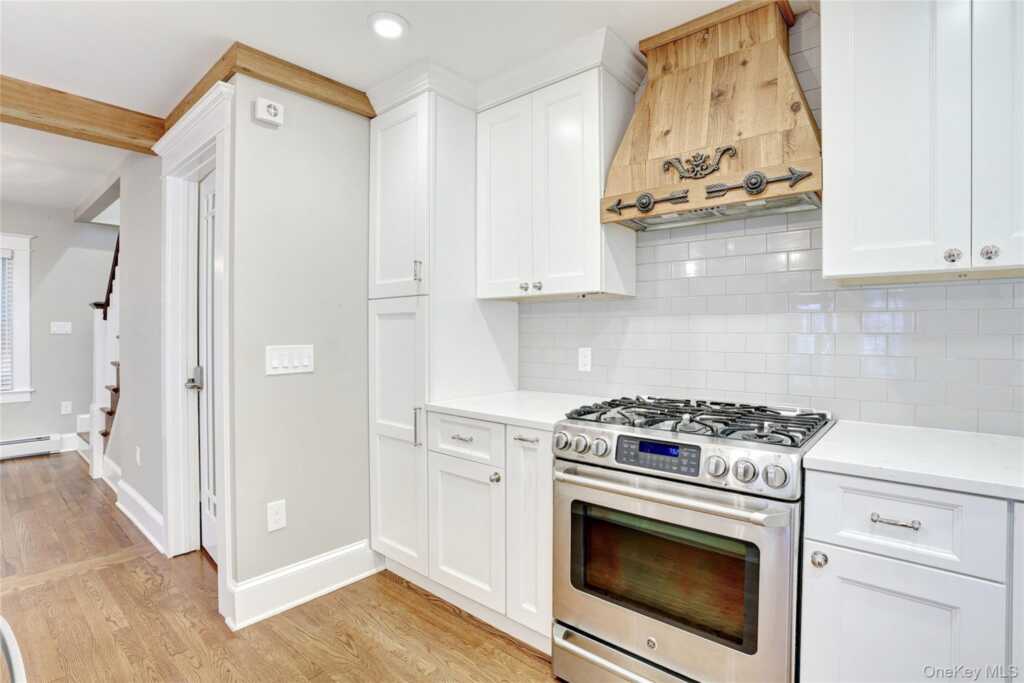 254 N Main Street, New City, NY 10956 - Photo 12 of 37