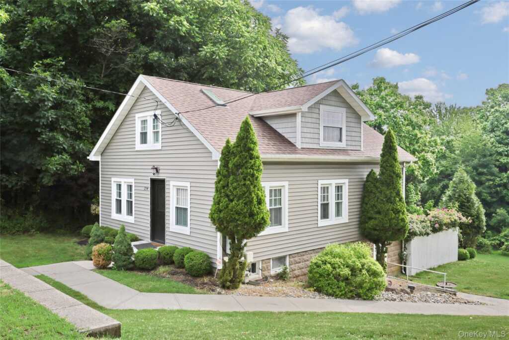 254 N Main Street, New City, NY 10956 - Photo 3 of 37