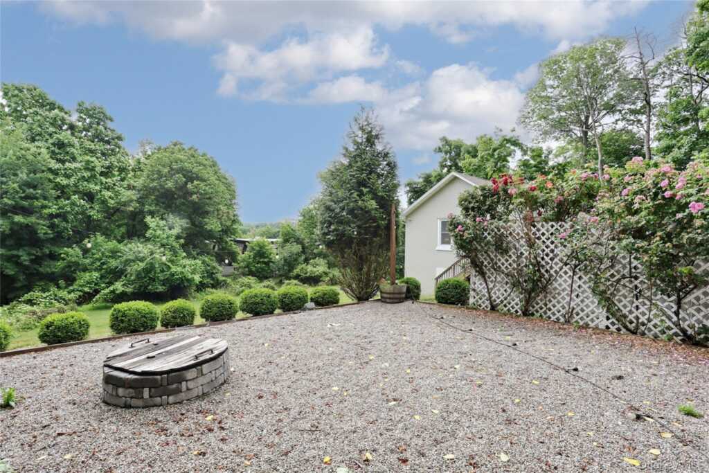 254 N Main Street, New City, NY 10956 - Photo 34 of 37