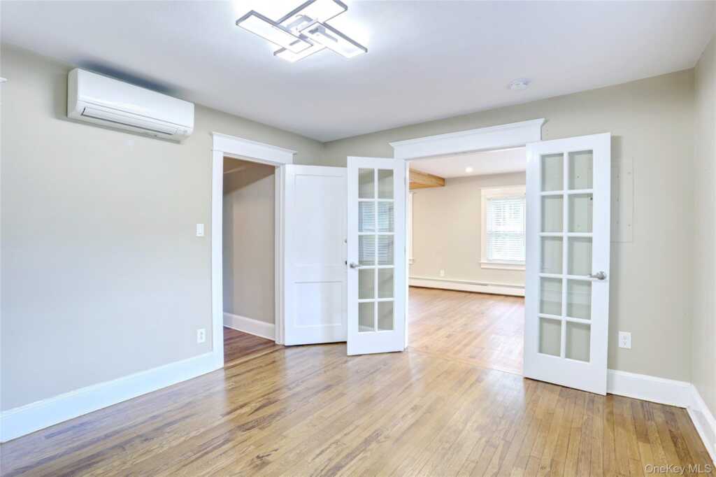 254 N Main Street, New City, NY 10956 - Photo 9 of 37