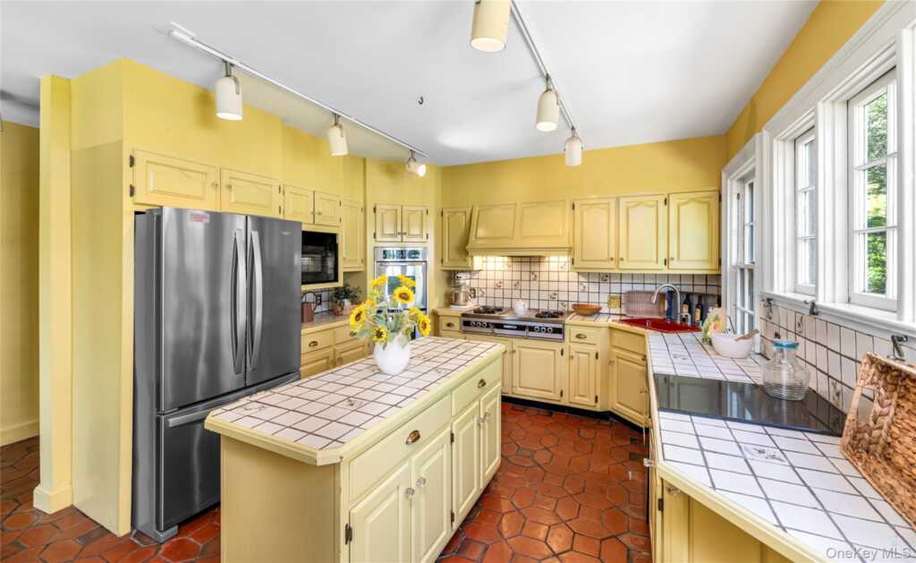 265 N Broadway, Nyack, NY 10960 - Photo 19 of 50