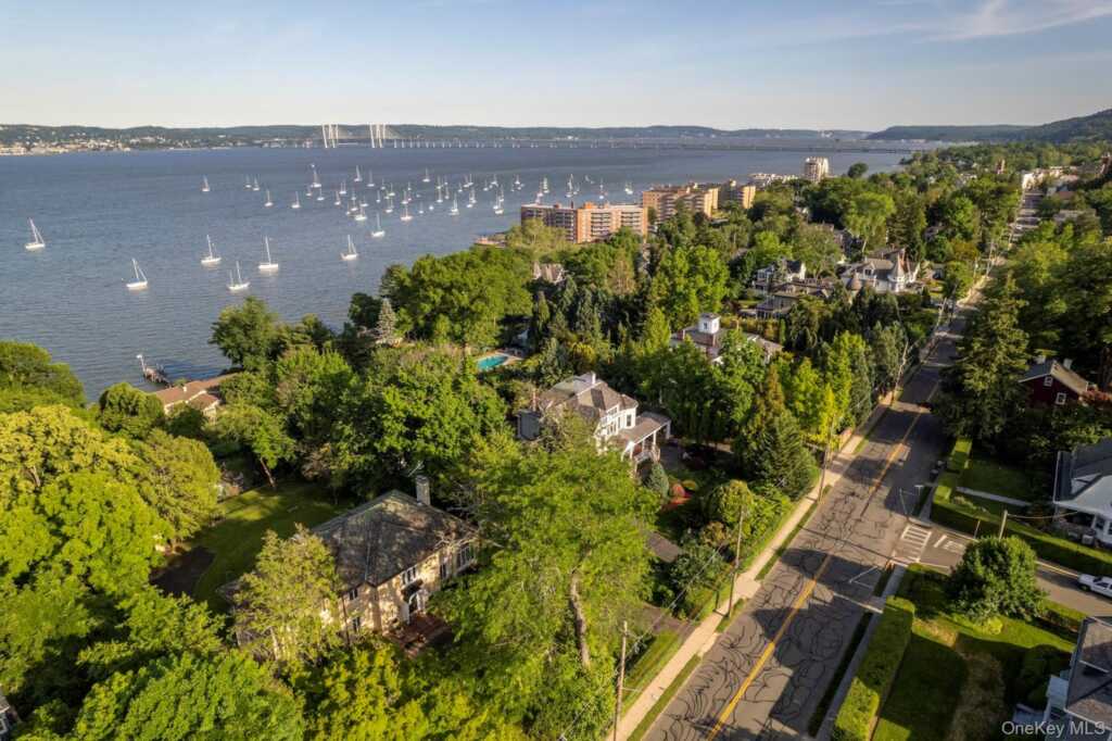 265 N Broadway, Nyack, NY 10960 - Photo 3 of 50