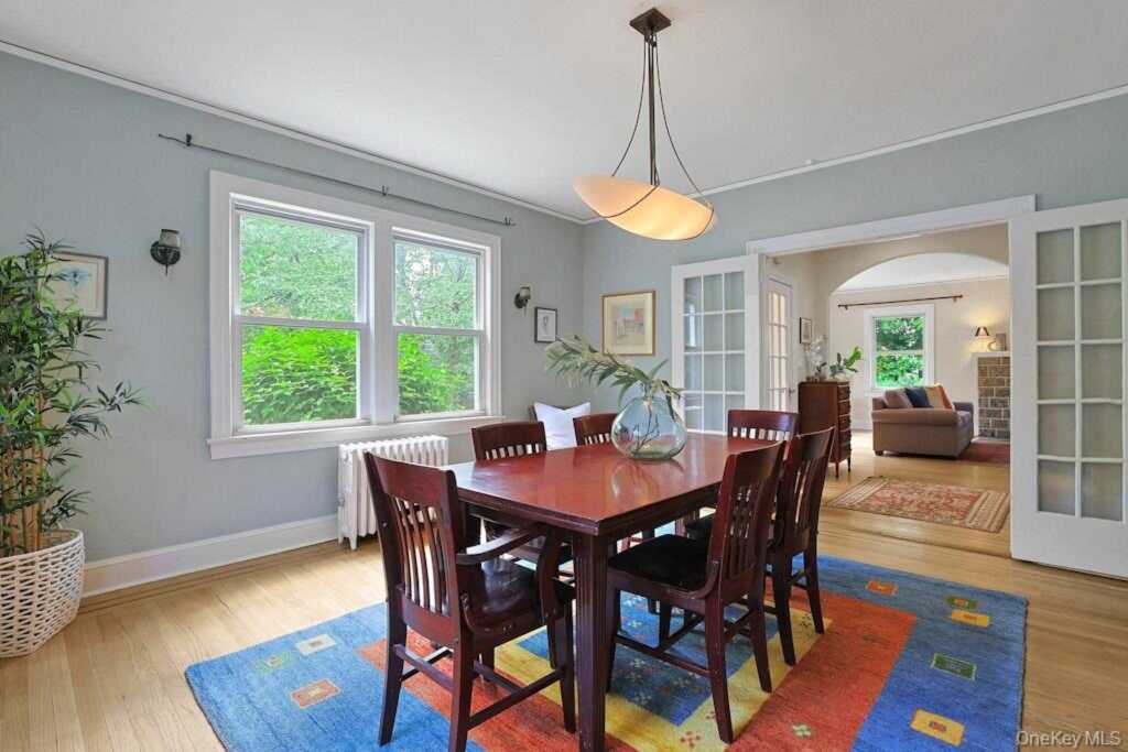 91 Vaughn Avenue, New Rochelle, NY 10801 - Photo 10 of 50