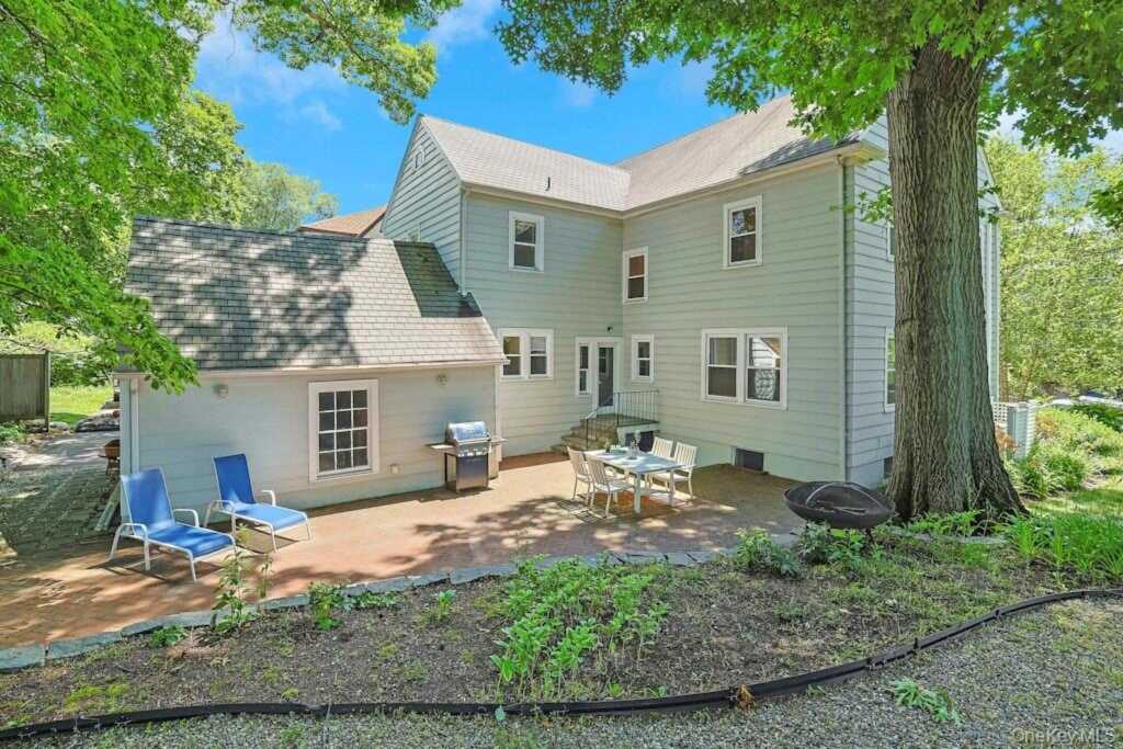 91 Vaughn Avenue, New Rochelle, NY 10801 - Photo 46 of 50