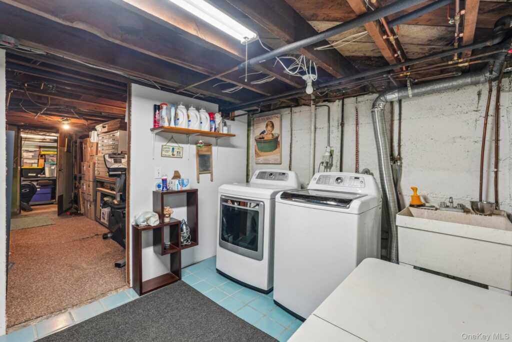 22 Grandview Avenue, Suffern, NY 10901 - Photo 30 of 44