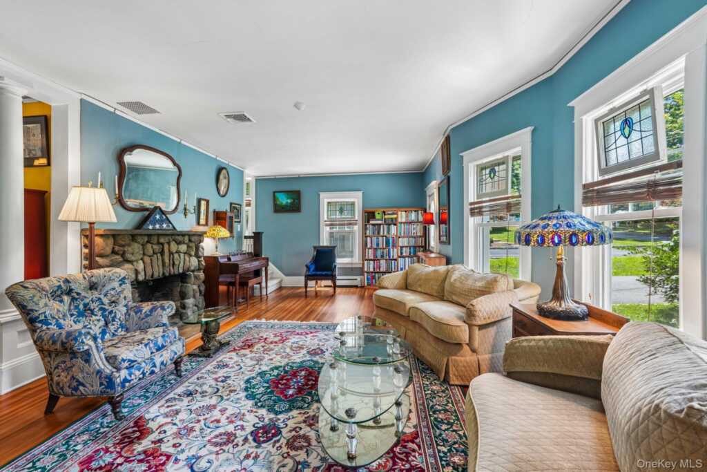 22 Grandview Avenue, Suffern, NY 10901 - Photo 9 of 44