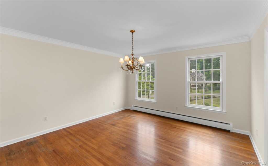 102 Birchwood Avenue, Nyack, NY 10960 - Photo 11 of 30