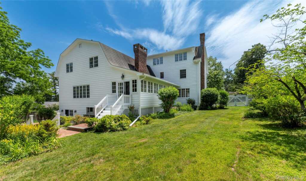 102 Birchwood Avenue, Nyack, NY 10960 - Photo 7 of 30