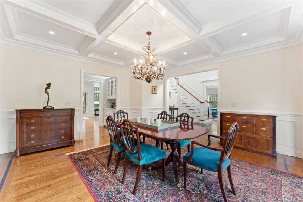 1 Cambridge Court, New Rochelle, NY 10804 - Photo 13 of 36