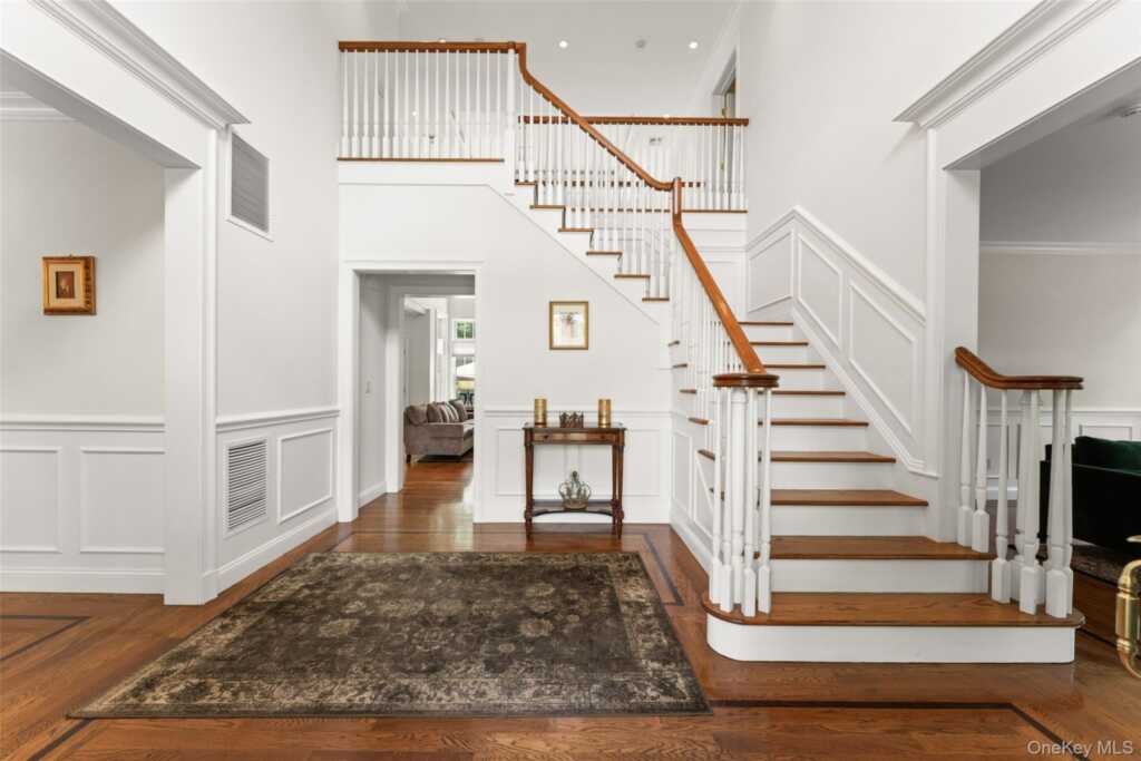 1 Cambridge Court, New Rochelle, NY 10804 - Photo 15 of 36