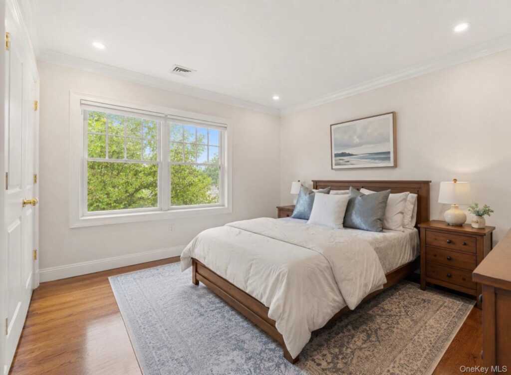 1 Cambridge Court, New Rochelle, NY 10804 - Photo 24 of 36