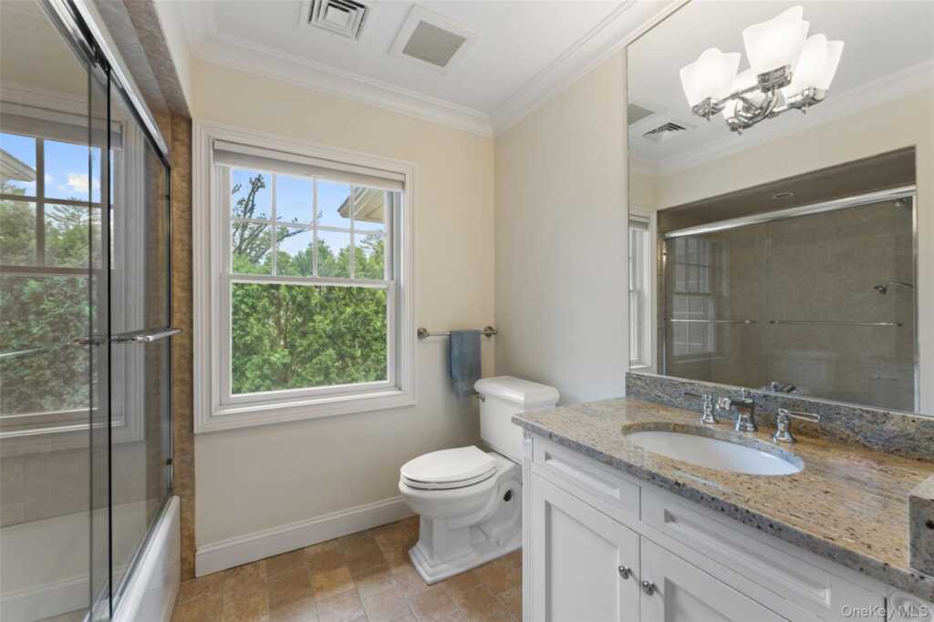 1 Cambridge Court, New Rochelle, NY 10804 - Photo 25 of 36