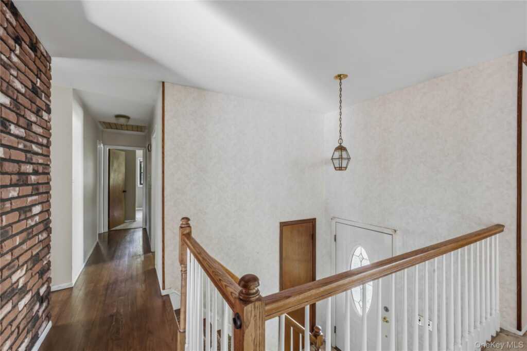 9 Adams Lane, Suffern, NY 10901 - Photo 15 of 35