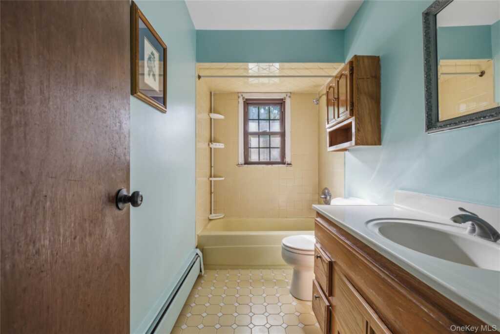 9 Adams Lane, Suffern, NY 10901 - Photo 16 of 35