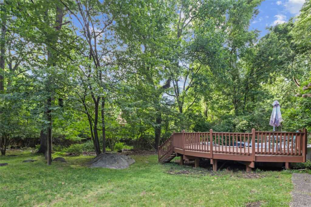 9 Adams Lane, Suffern, NY 10901 - Photo 34 of 35