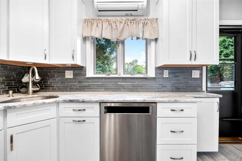 9 E Hall Avenue, New City, NY 10956 - Photo 19 of 50