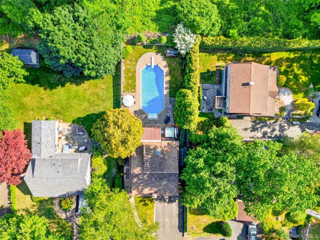 9 E Hall Avenue, New City, NY 10956 - Photo 49 of 50