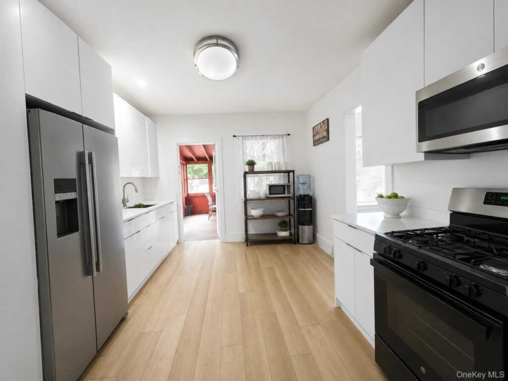 39 Boulevard, Suffern, NY 10901 - Photo 5 of 9