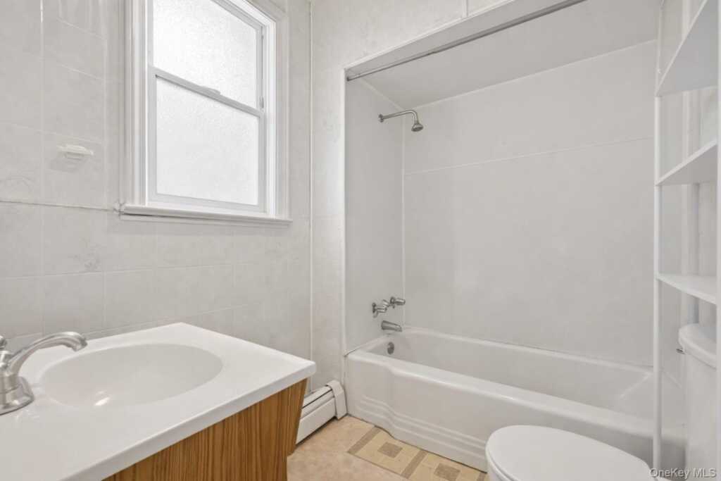 19 W Maple Avenue, Suffern, NY 10901 - Photo 8 of 21
