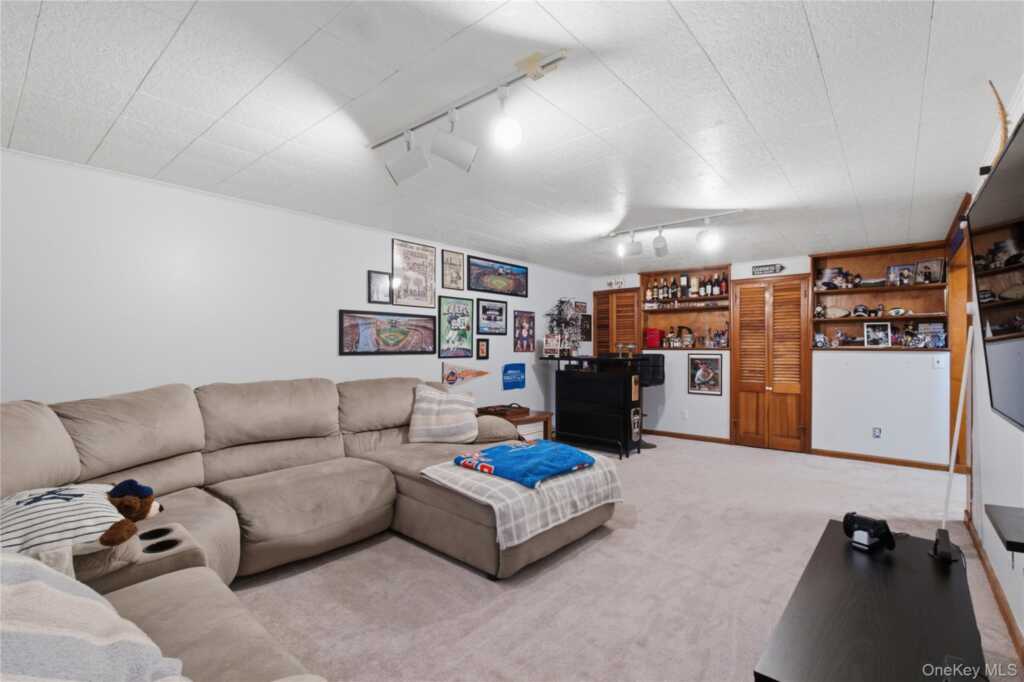11 Forest Drive, Suffern, NY 10901 - Photo 28 of 41