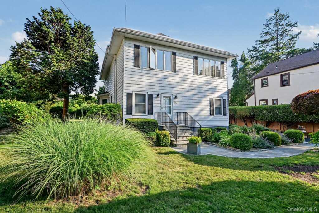 242 Mayflower Avenue, Unit #1st floor, New Rochelle, NY 10801