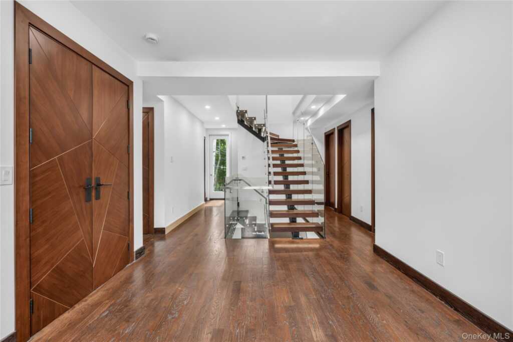 408 Buena Vista Road, New City, NY 10956 - Photo 18 of 43