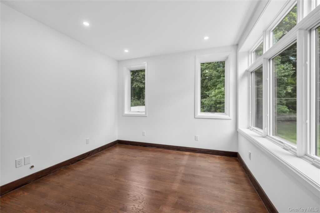 408 Buena Vista Road, New City, NY 10956 - Photo 23 of 43