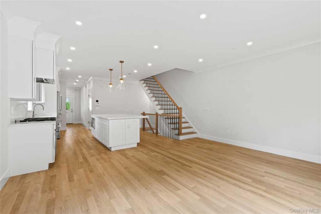 86 A Maple Avenue, Rye, NY 10580 - Photo 3 of 33