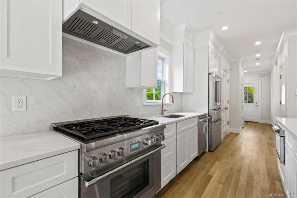 86 A Maple Avenue, Rye, NY 10580 - Photo 5 of 33