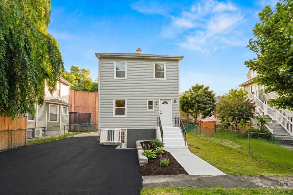 18 Anna Street, Nyack, NY 10960