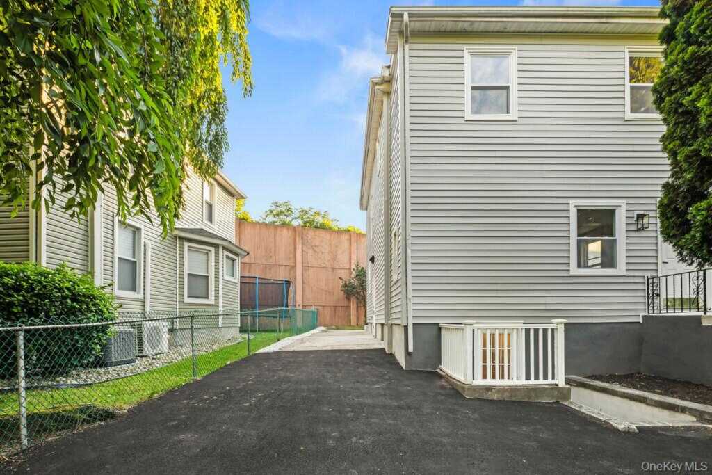 18 Anna Street, Nyack, NY 10960 - Photo 28 of 31