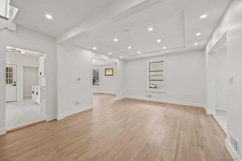 18 Anna Street, Nyack, NY 10960 - Photo 7 of 31