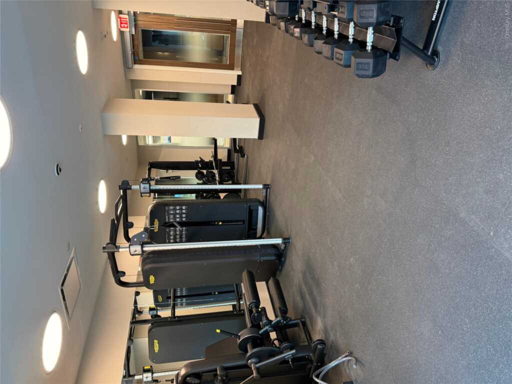 175 Huguenot Street, Unit #2205, New Rochelle, NY 10801 - Photo 16 of 23