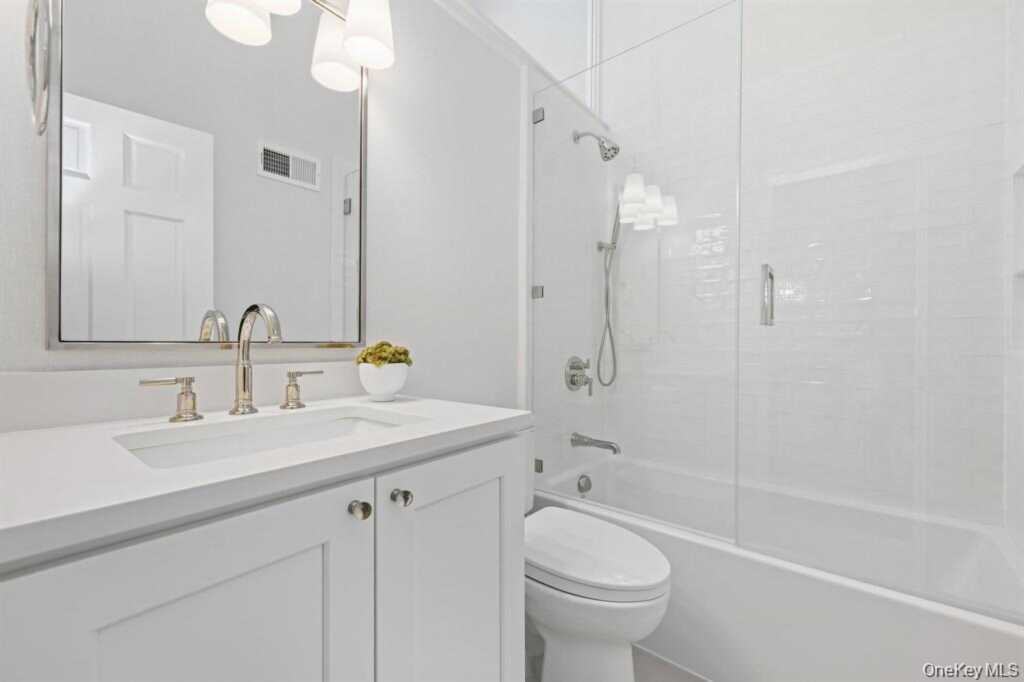 1054 Boston Post Road, Rye, NY 10580 - Photo 14 of 22