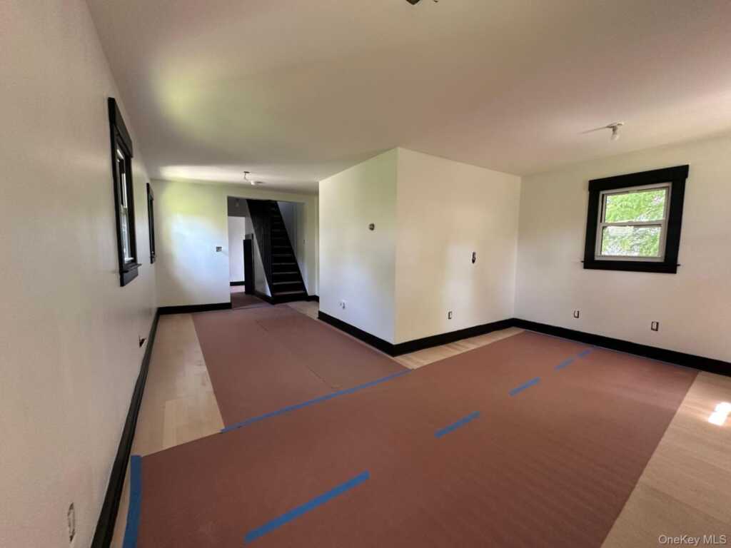 423 Hinman Place, Rye, NY 10543 - Photo 27 of 31