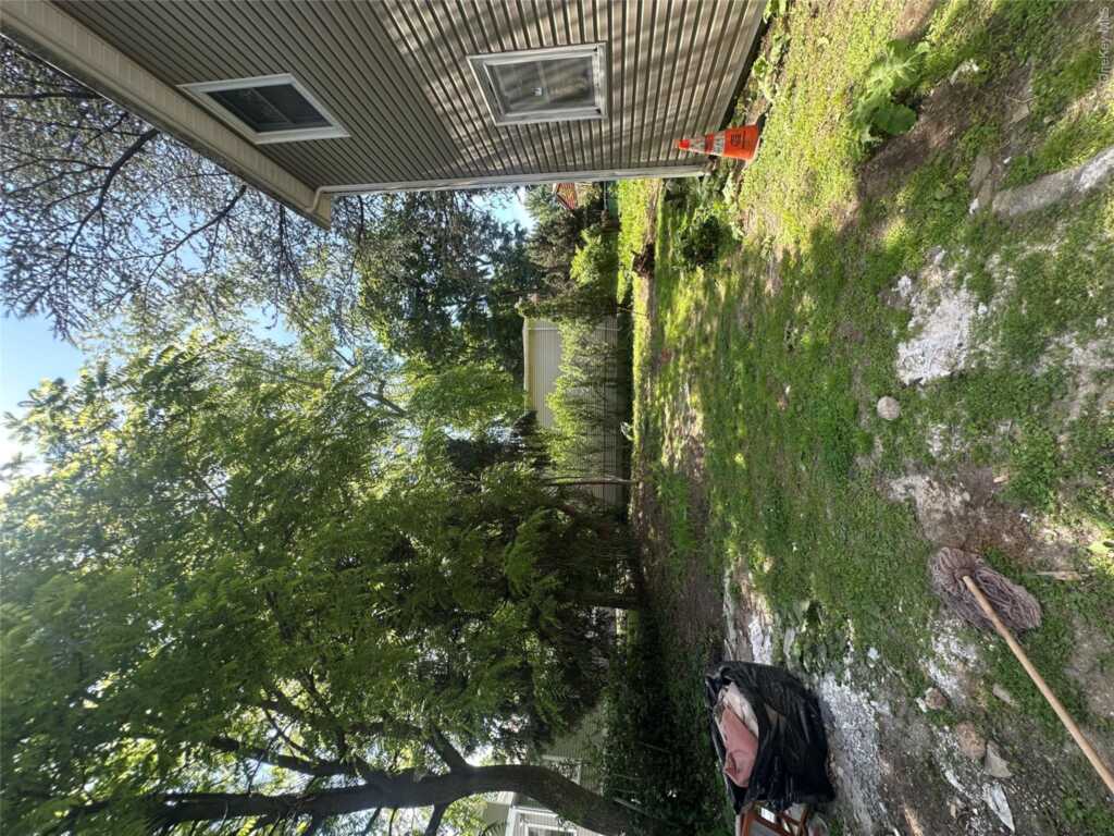 423 Hinman Place, Rye, NY 10543 - Photo 3 of 31