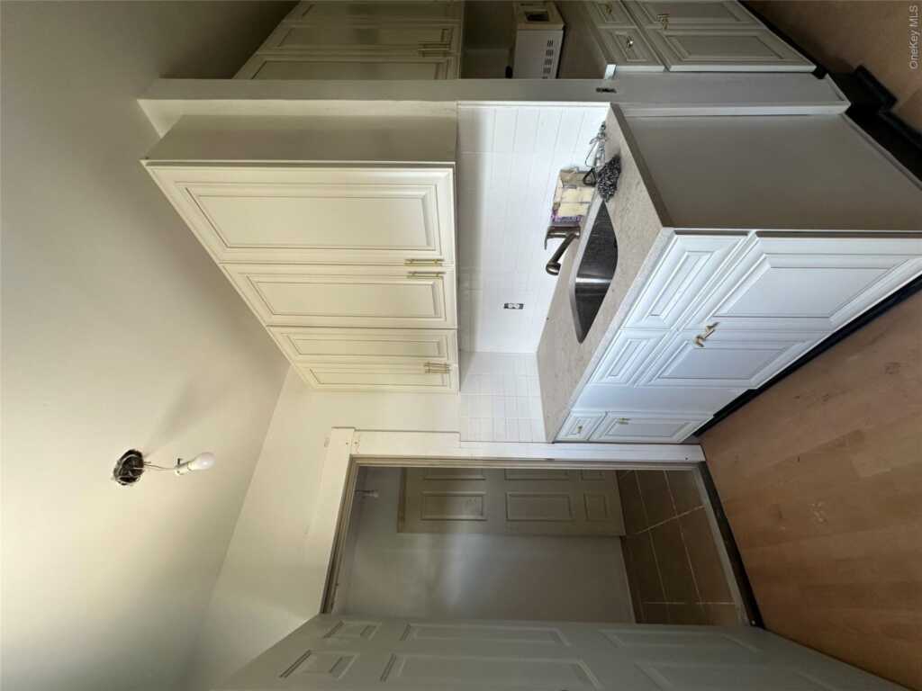 423 Hinman Place, Rye, NY 10543 - Photo 5 of 31