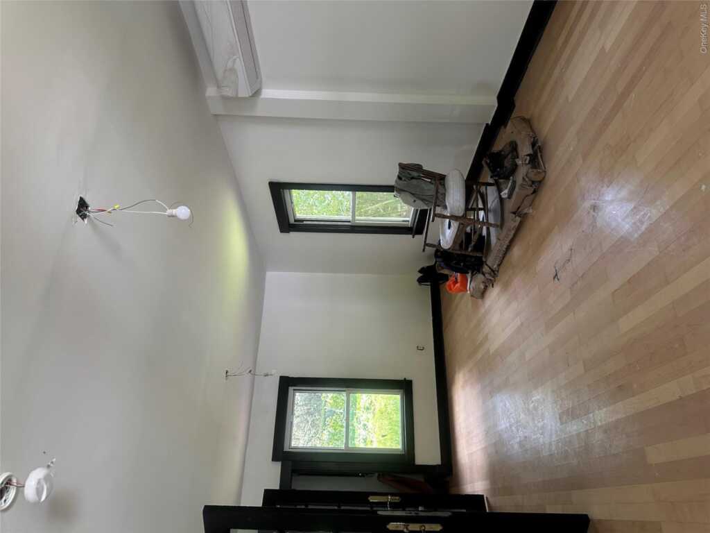 423 Hinman Place, Rye, NY 10543 - Photo 9 of 31