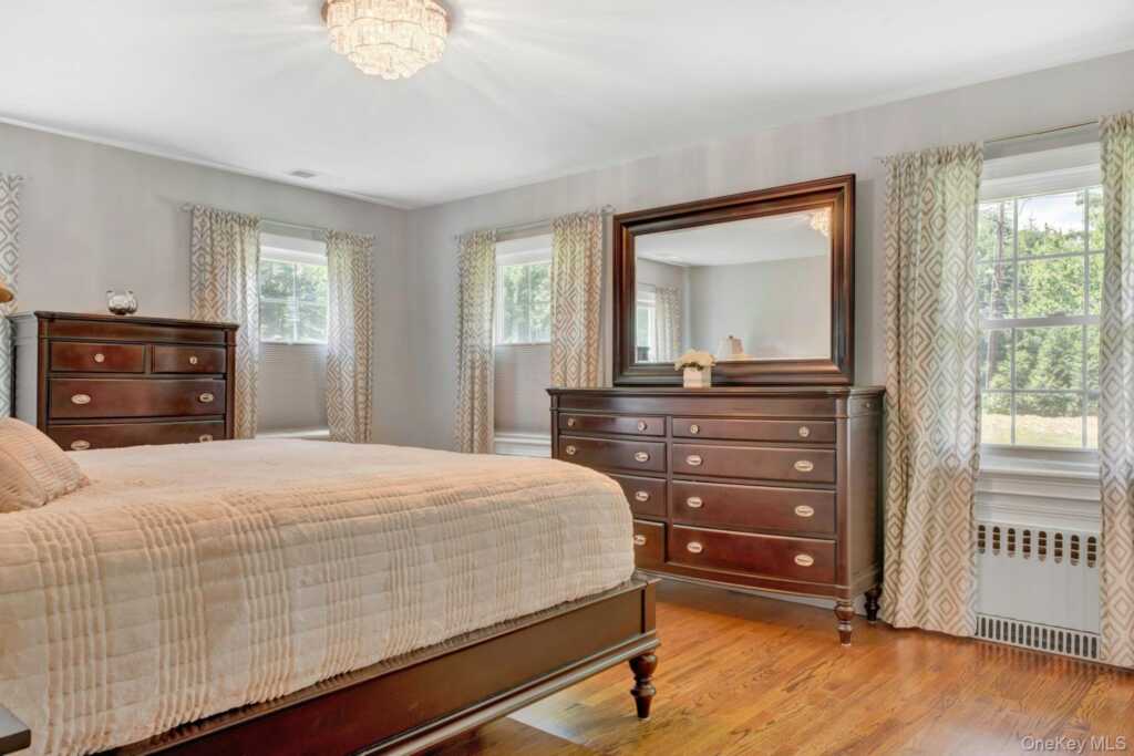 459 Haverstraw Road, Suffern, NY 10901 - Photo 17 of 47