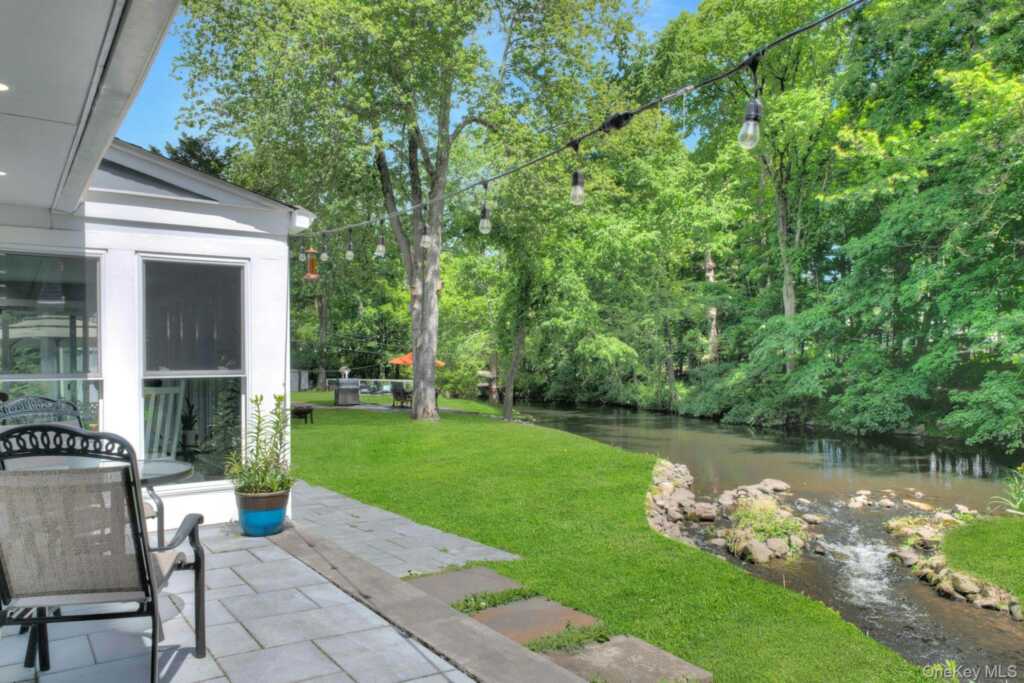 459 Haverstraw Road, Suffern, NY 10901 - Photo 29 of 47