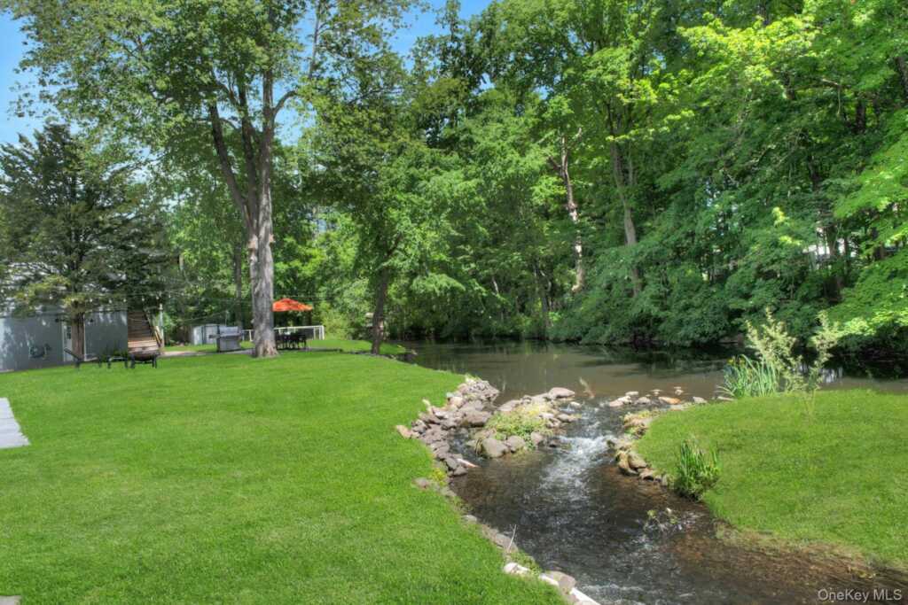459 Haverstraw Road, Suffern, NY 10901 - Photo 35 of 47