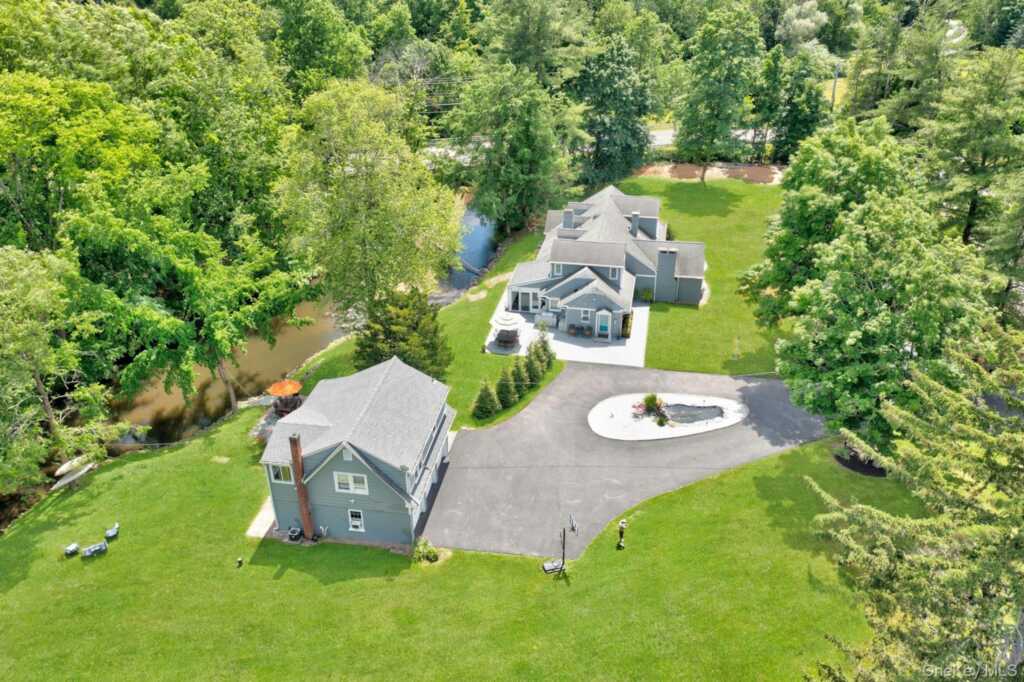 459 Haverstraw Road, Suffern, NY 10901 - Photo 4 of 47