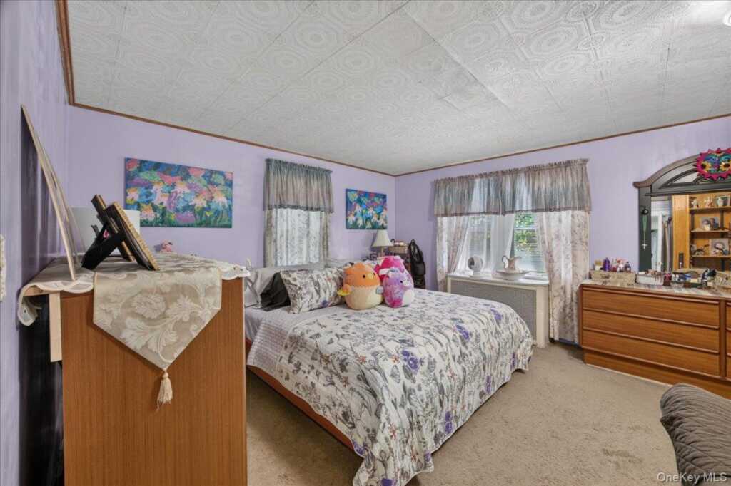 77 Irving Place, New Rochelle, NY 10801 - Photo 13 of 33