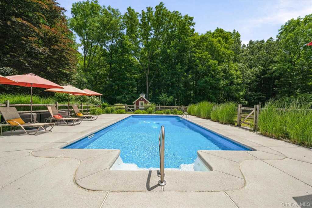 324 Haverstraw Road, Suffern, NY 10901 - Photo 34 of 50