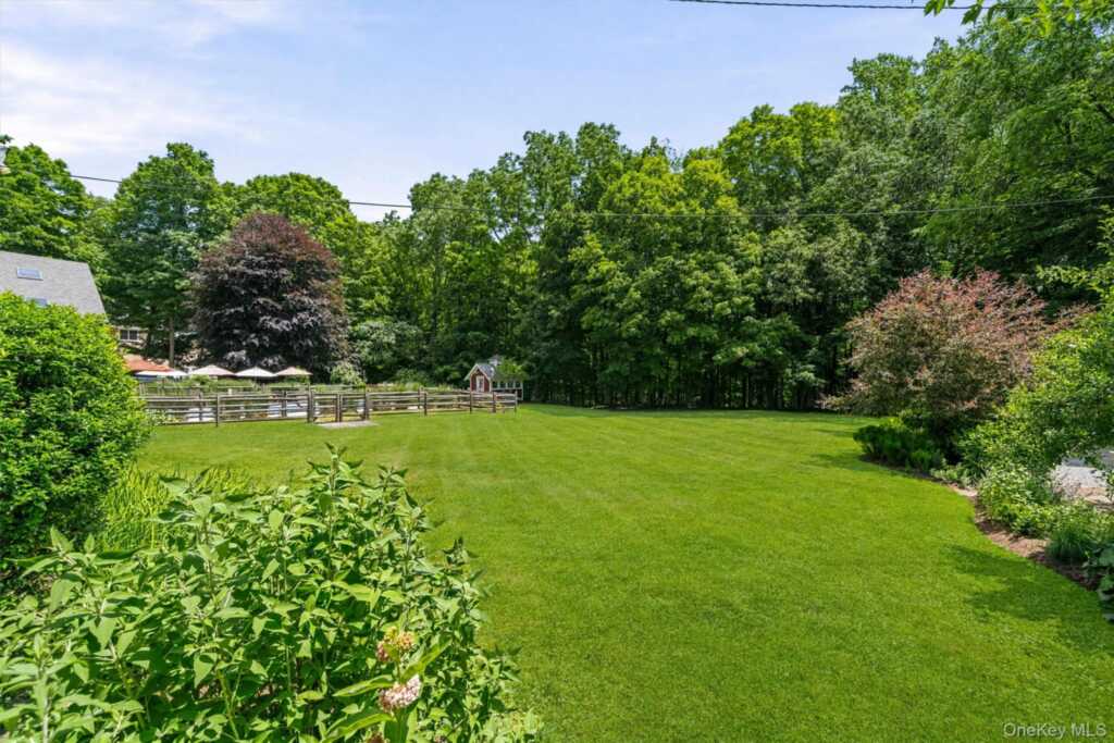 324 Haverstraw Road, Suffern, NY 10901 - Photo 41 of 50