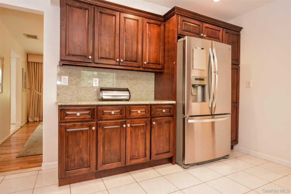 19 Church Road, Suffern, NY 10901 - Photo 14 of 40