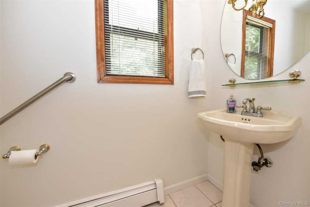 19 Church Road, Suffern, NY 10901 - Photo 16 of 40