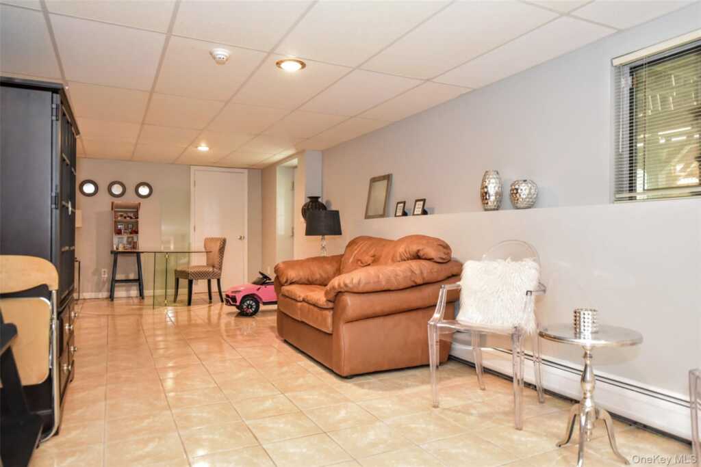 19 Church Road, Suffern, NY 10901 - Photo 28 of 40