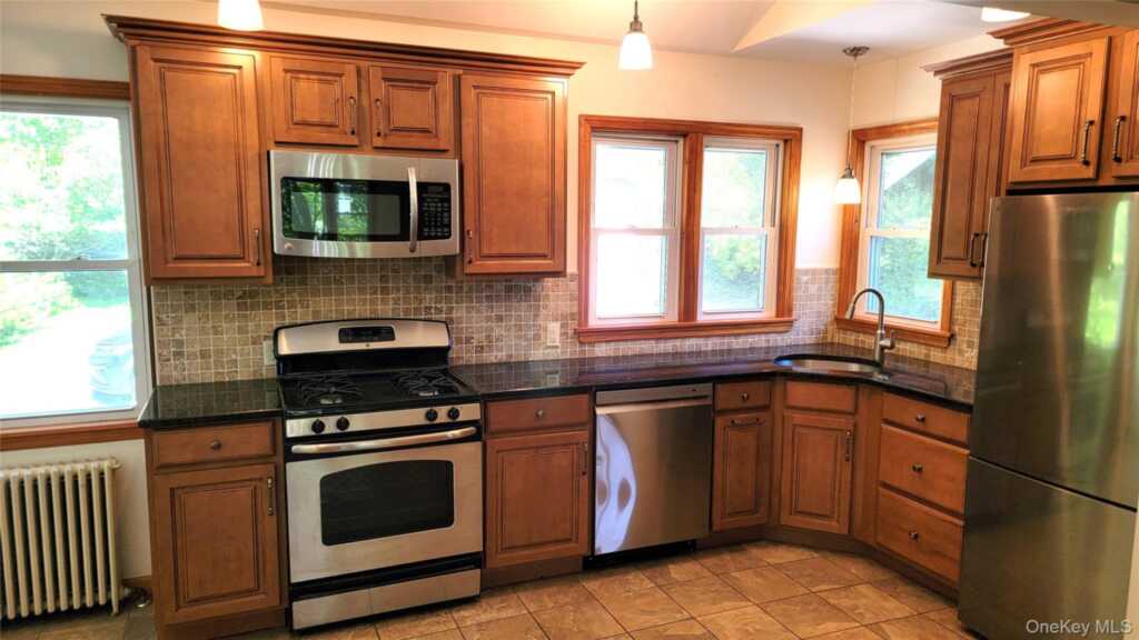 430 Piermont Avenue, Unit ##1, Piermont, NY 10968 - Photo 10 of 24