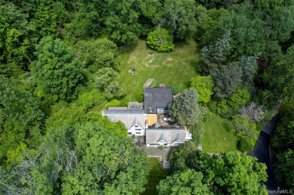 164 S Mountain Road, New City, NY 10956 - Photo 14 of 49